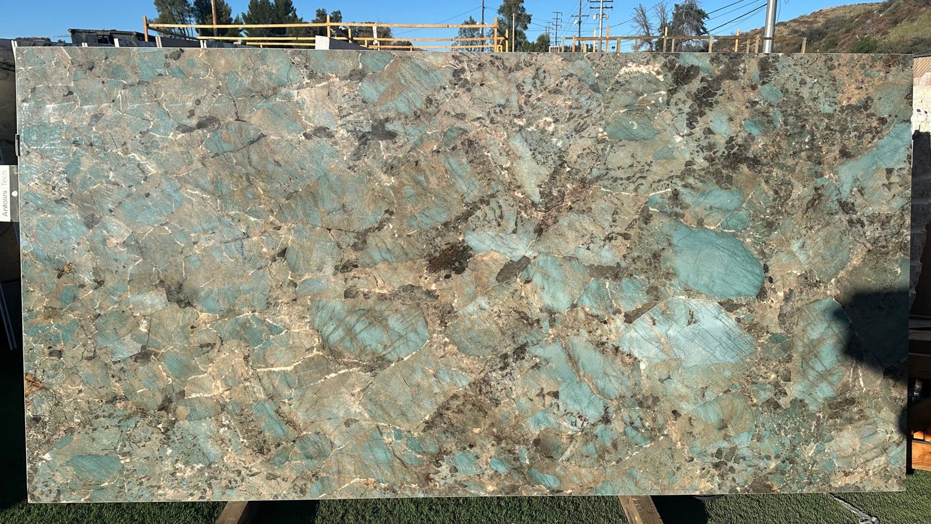 Amazonite Polished Tech 12mm